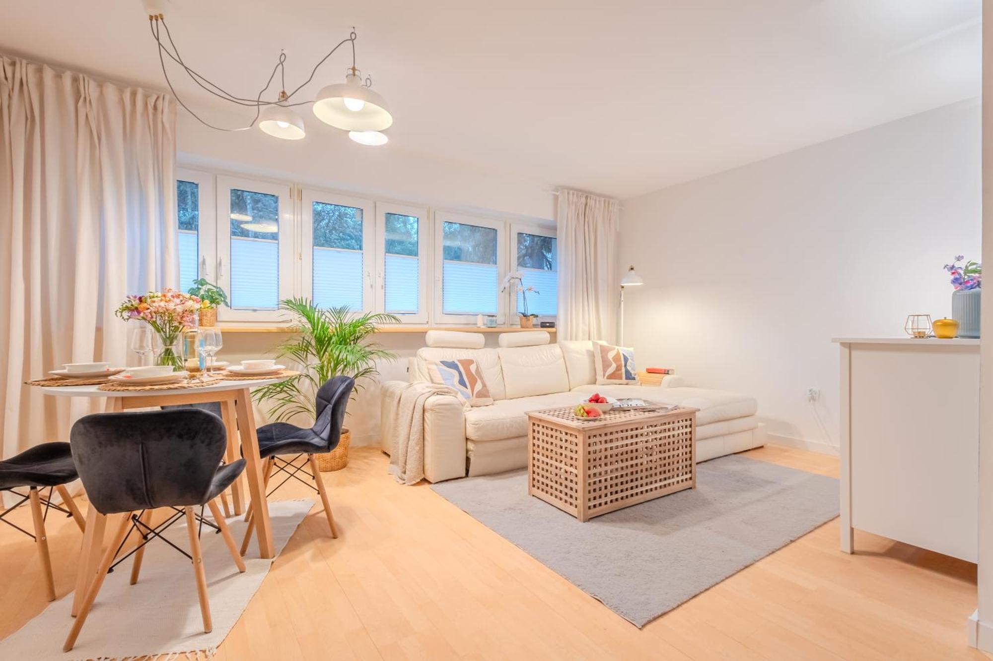 Апартаменты Rezydencja Filmowa- Wygodny Apartament 10 Min Od Lotniska I Centrum Варшава Экстерьер фото